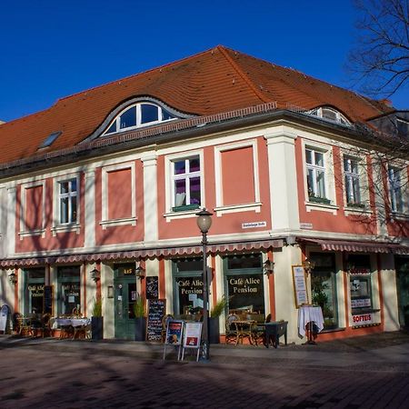 Cafe Alice & Pension Gmbh Potsdam Luaran gambar