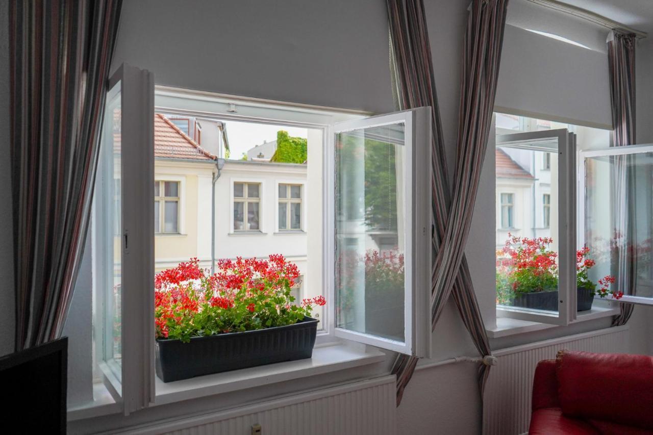 Cafe Alice & Pension Gmbh Potsdam Luaran gambar